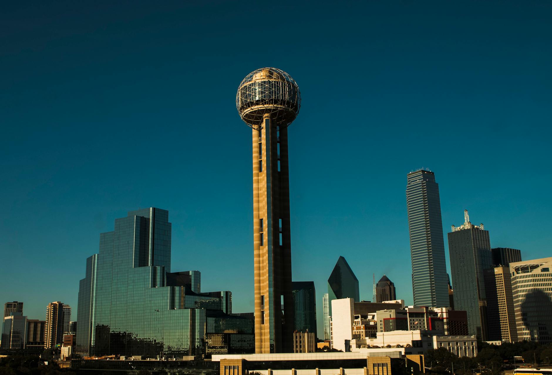 Moving Cost in Dallas, TX | MoveCost.ai